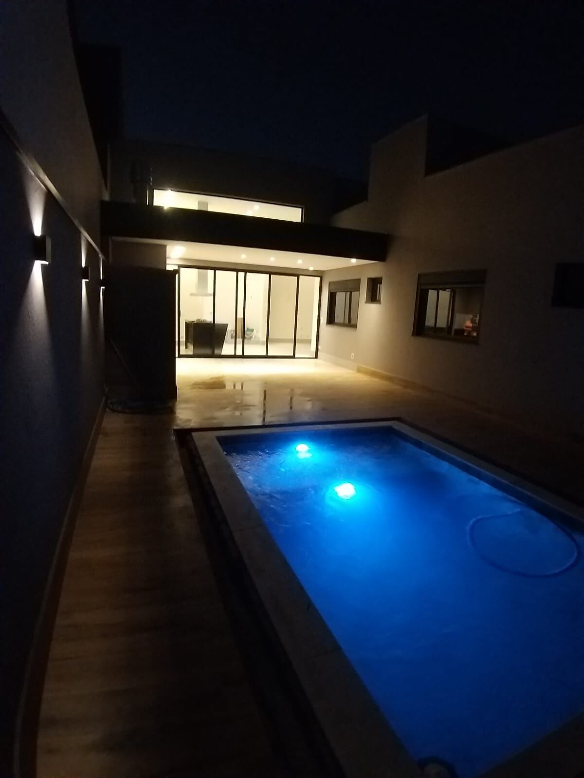 Casa à venda com 3 quartos, 200m² - Foto 9