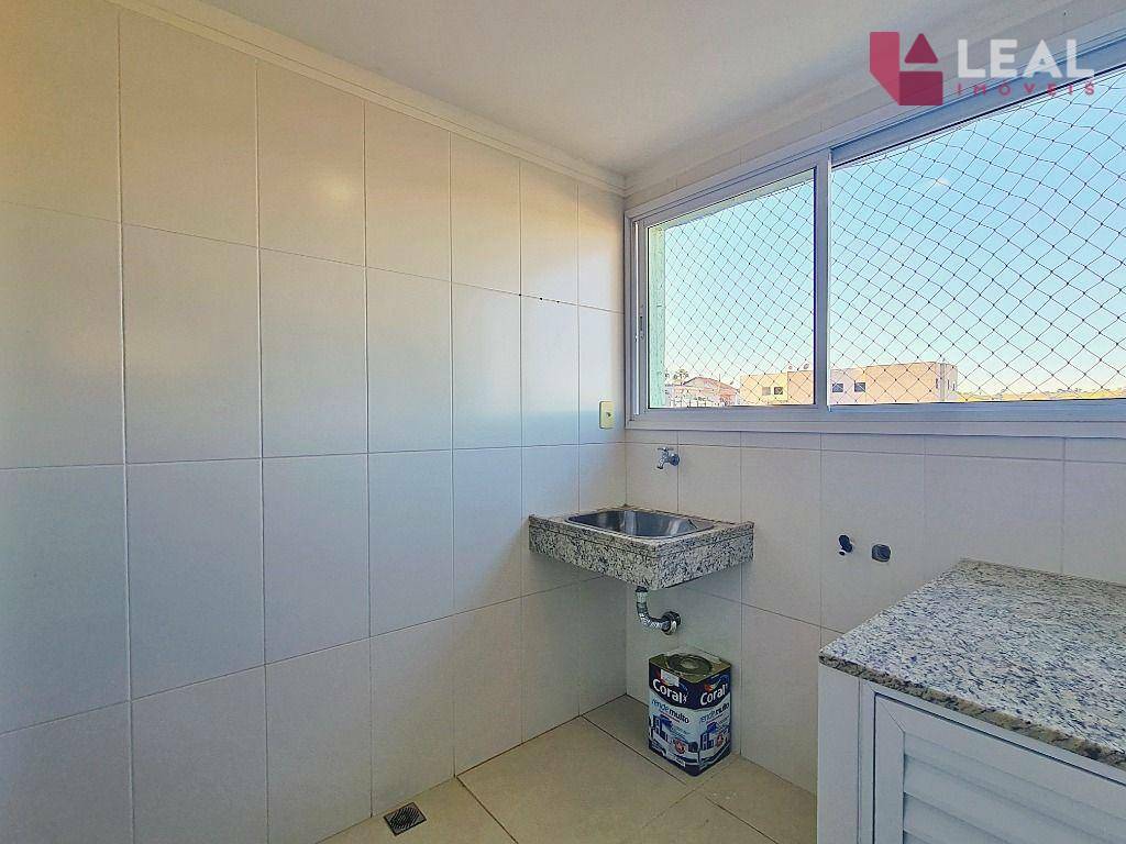 Apartamento para alugar com 3 quartos, 136m² - Foto 12