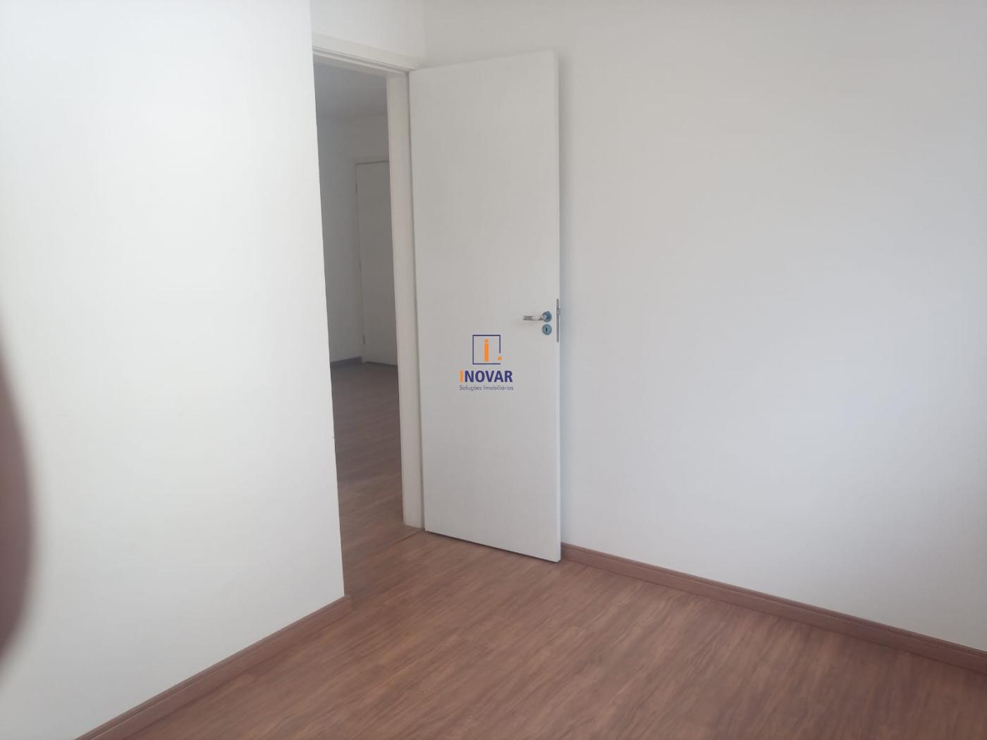 Apartamento à venda com 2 quartos, 45m² - Foto 2