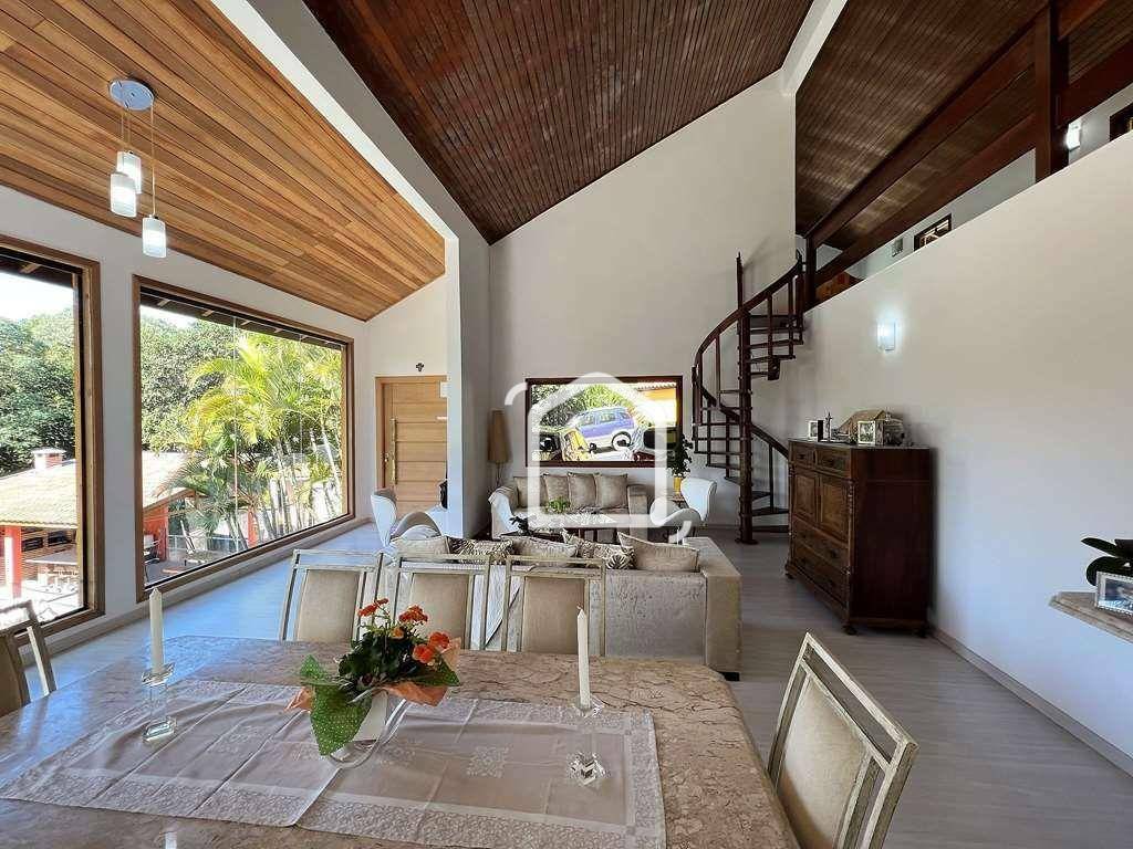 Casa de Condomínio à venda com 4 quartos, 350m² - Foto 12