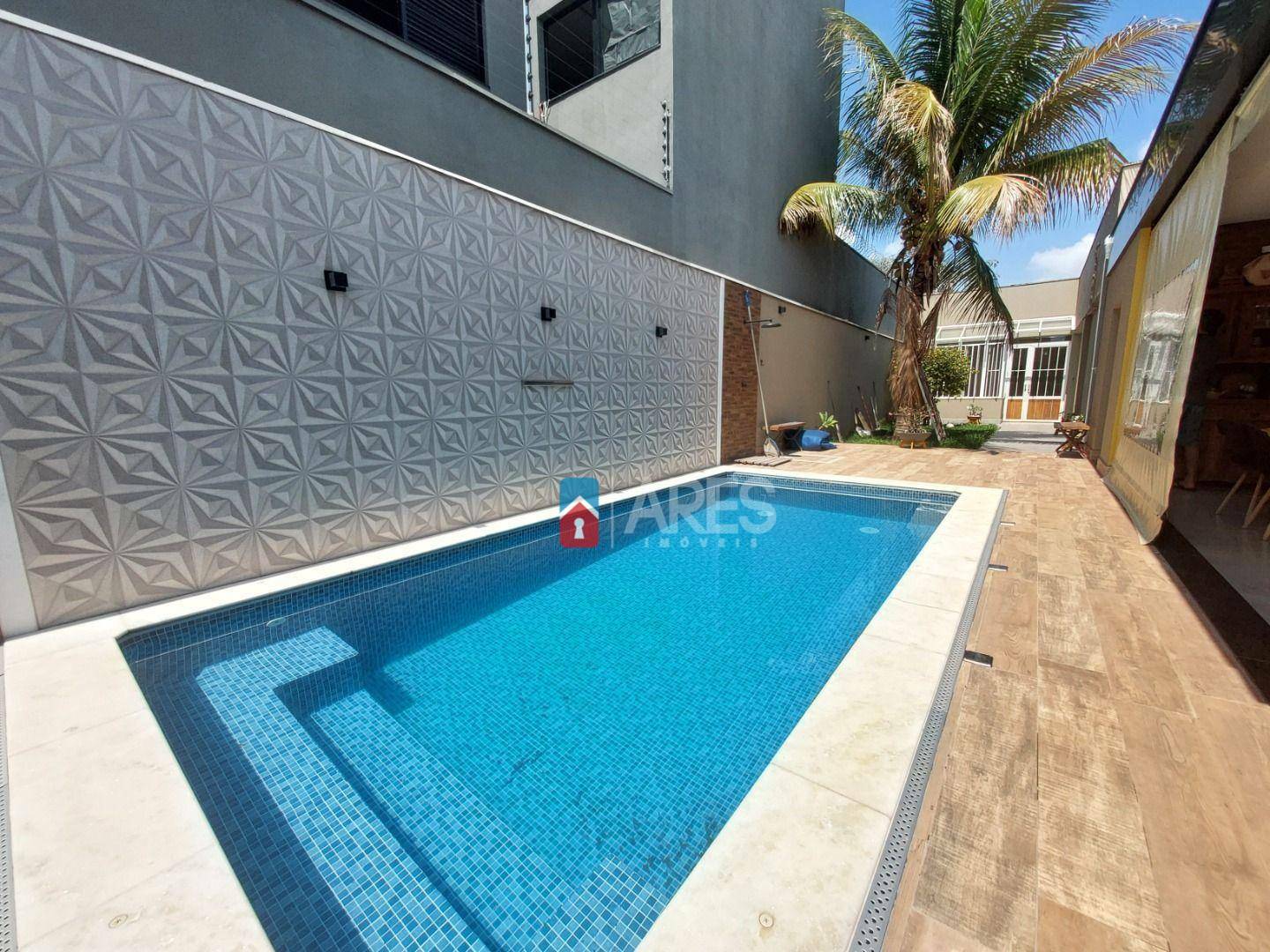 Casa à venda com 3 quartos, 270m² - Foto 4