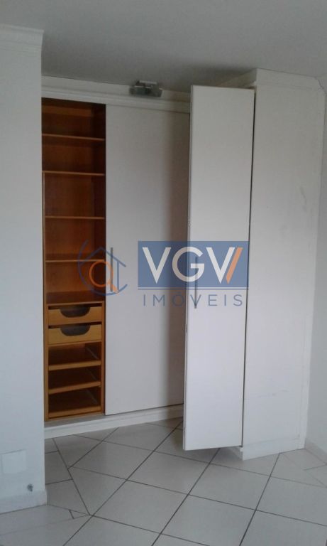 Apartamento à venda e aluguel com 2 quartos, 50m² - Foto 8