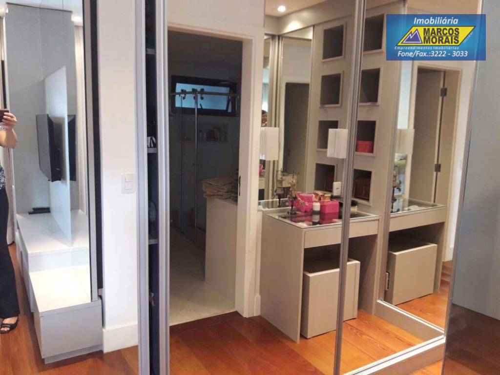 Apartamento à venda com 4 quartos, 246m² - Foto 18