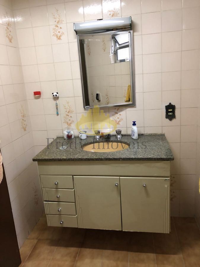 Apartamento à venda com 4 quartos, 150m² - Foto 17