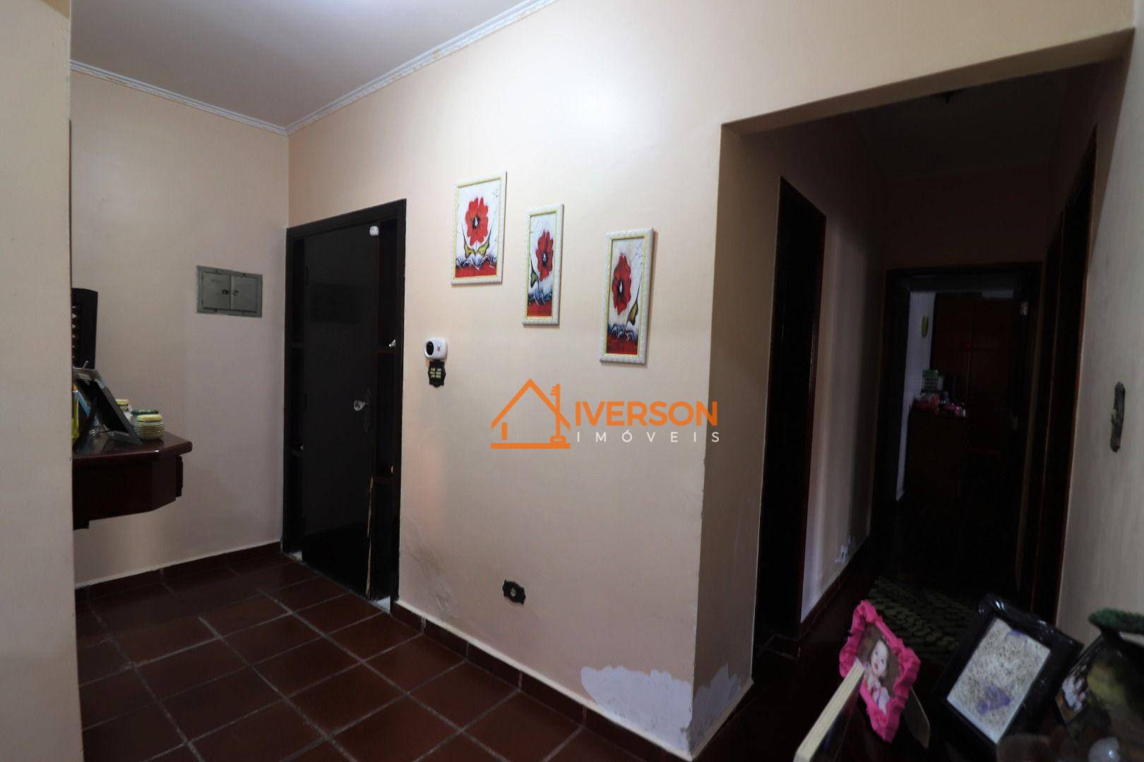 Casa à venda com 3 quartos, 192m² - Foto 11