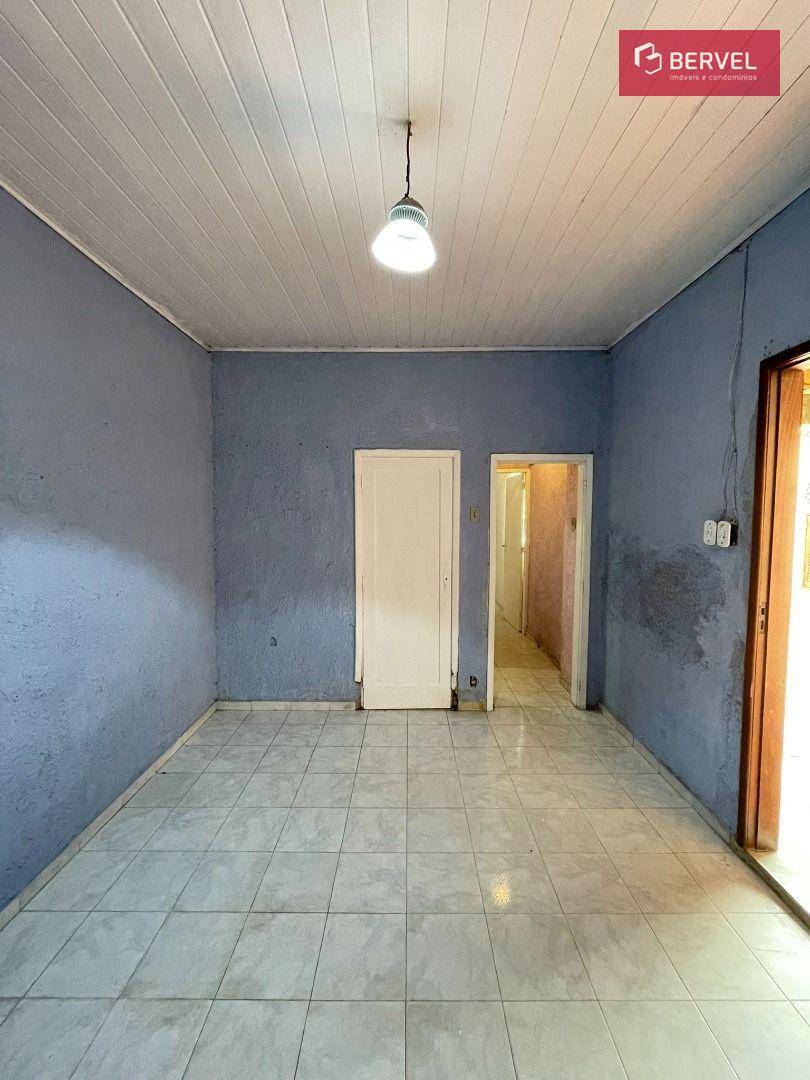 Casa para alugar com 6 quartos, 155m² - Foto 24