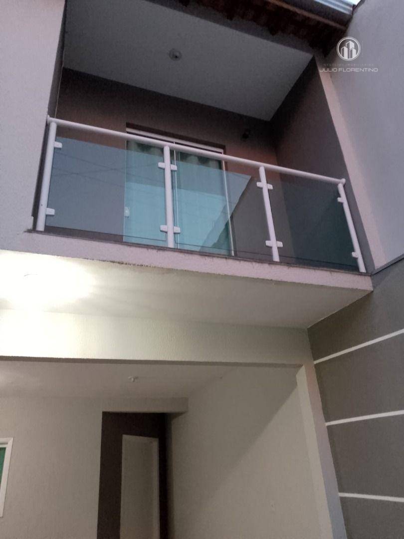 Sobrado à venda com 3 quartos, 200m² - Foto 4