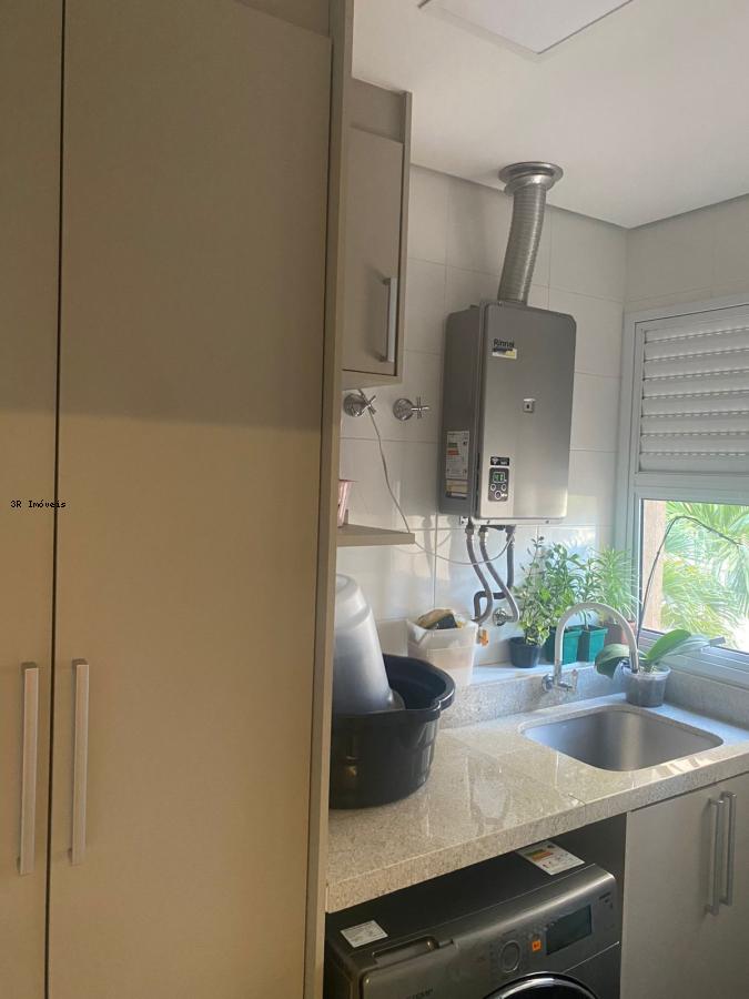 Apartamento à venda com 3 quartos, 135m² - Foto 6