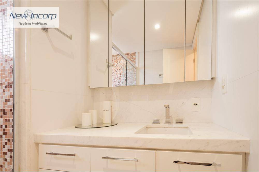 Apartamento à venda com 4 quartos, 239m² - Foto 32