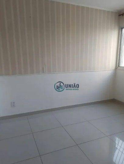 Apartamento à venda com 2 quartos, 70m² - Foto 14