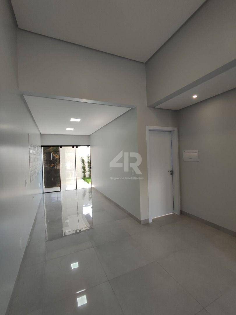 Casa à venda com 2 quartos, 60m² - Foto 6