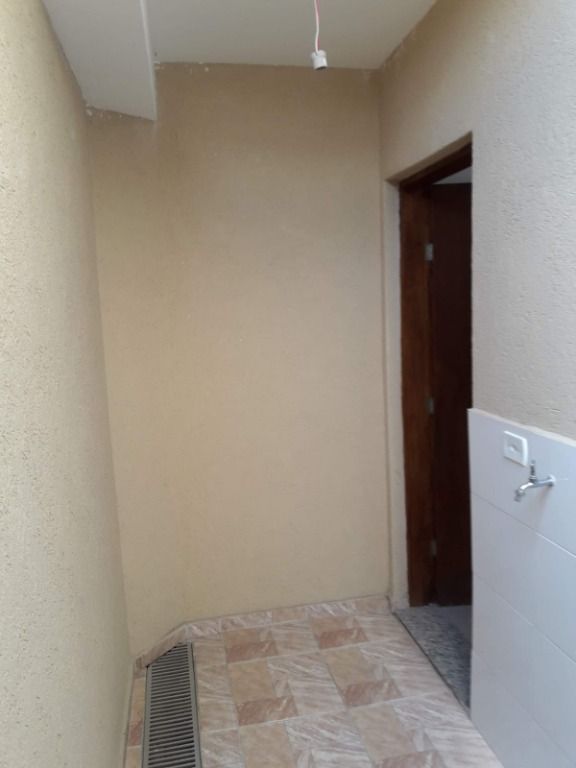 Sobrado à venda com 2 quartos, 60m² - Foto 17