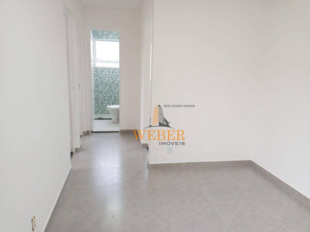 Apartamento à venda com 2 quartos, 43m² - Foto 1