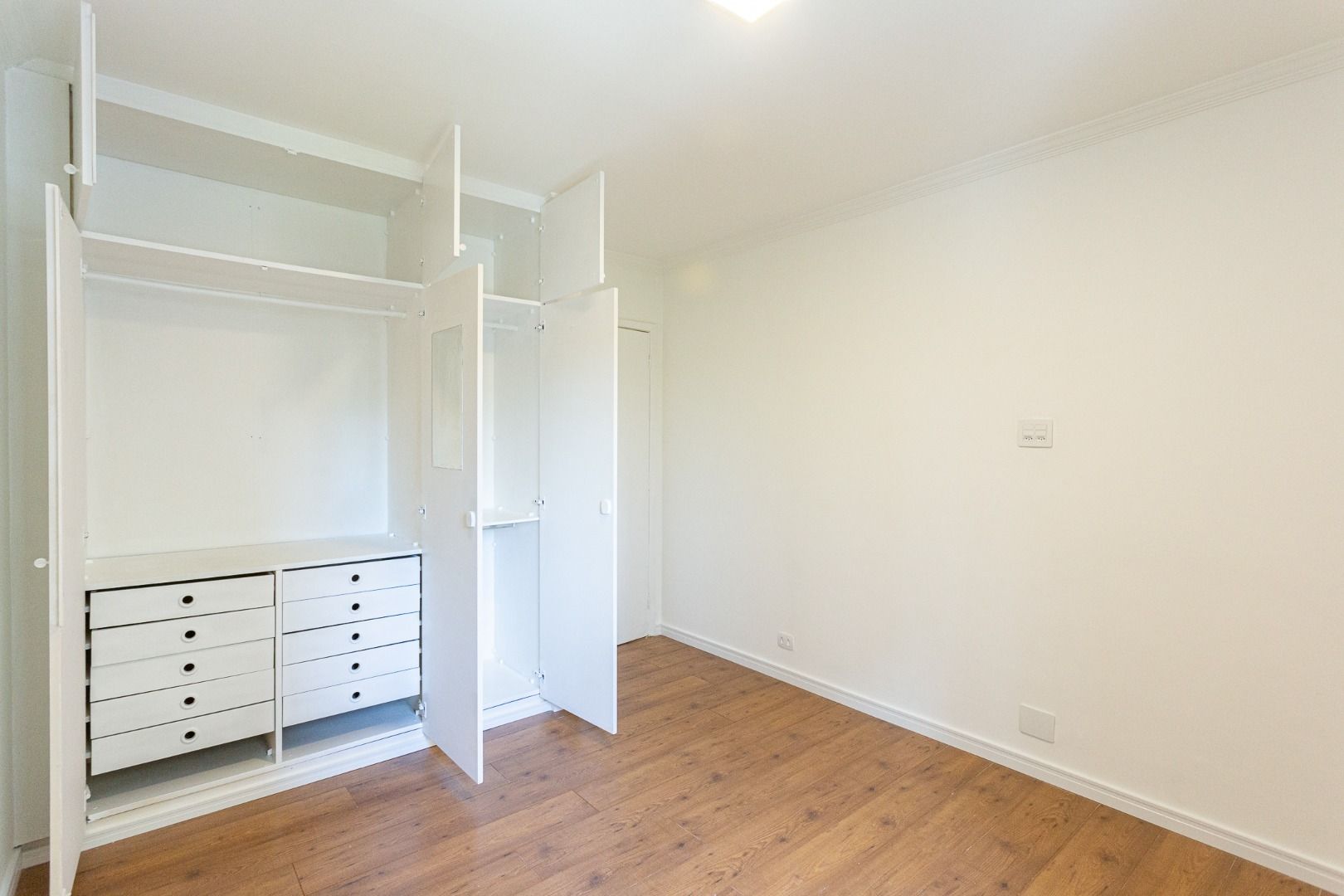 Apartamento à venda com 3 quartos, 73m² - Foto 32