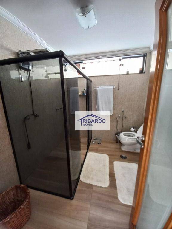 Sobrado à venda com 3 quartos, 452m² - Foto 42