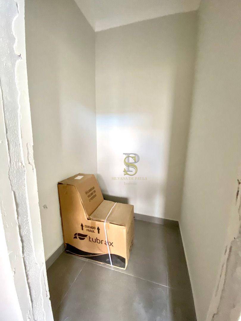 Casa de Condomínio à venda com 4 quartos, 285m² - Foto 17