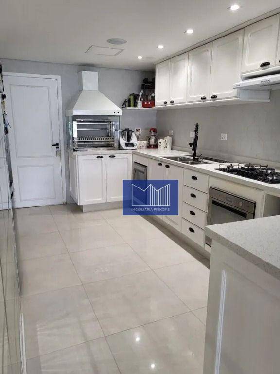 Apartamento para alugar com 3 quartos, 146m² - Foto 13