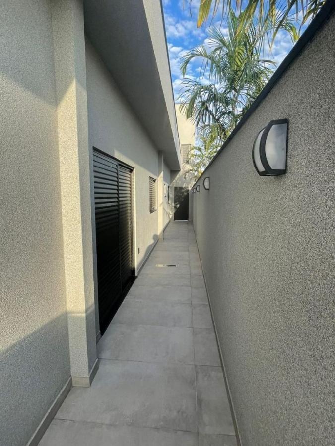 Casa à venda com 3 quartos, 211m² - Foto 27