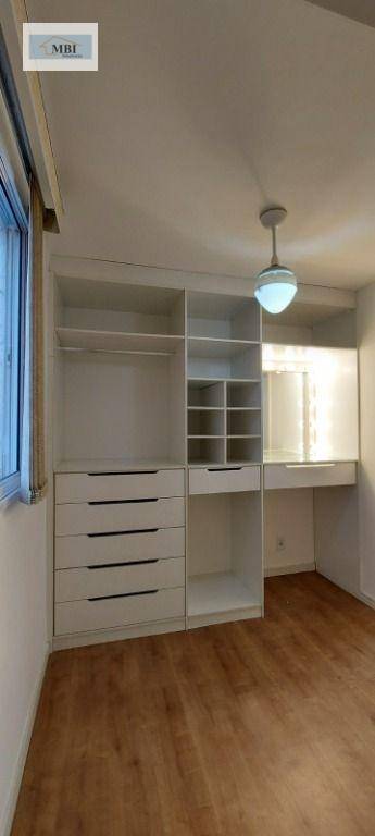 Apartamento à venda com 3 quartos, 61m² - Foto 24