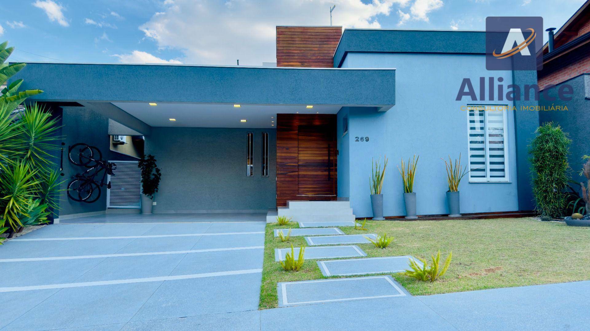 Casa de Condomínio à venda com 4 quartos, 278m² - Foto 2