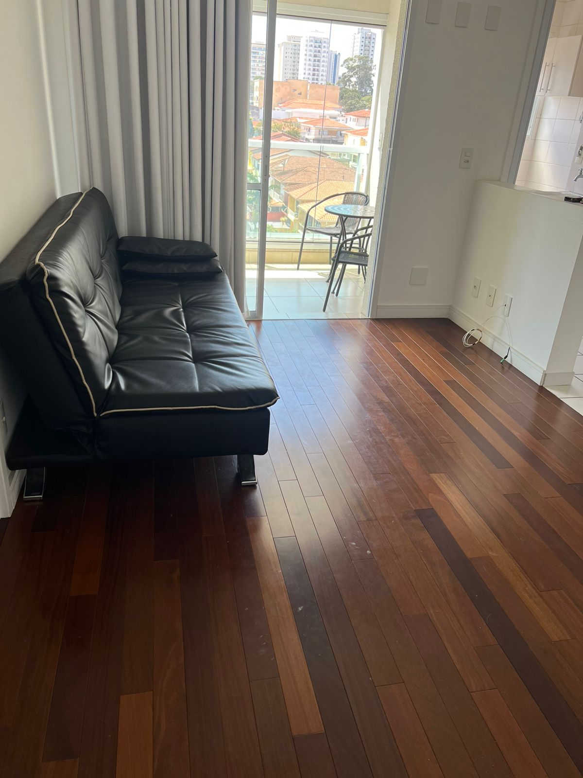 Apartamento à venda com 1 quarto, 50m² - Foto 3