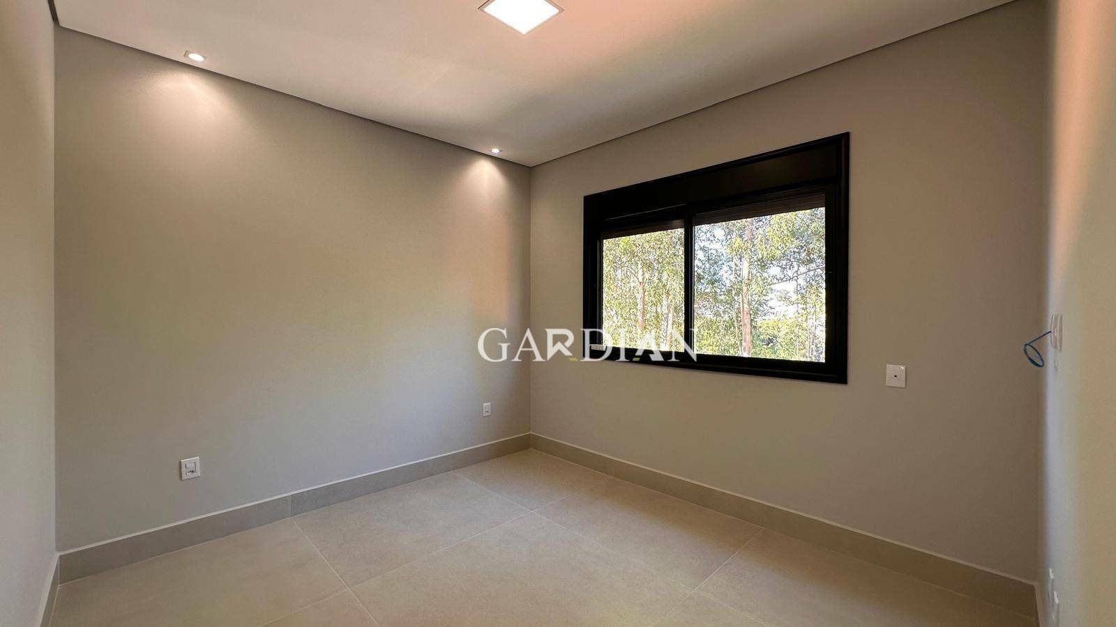 Casa de Condomínio à venda com 3 quartos, 208m² - Foto 15