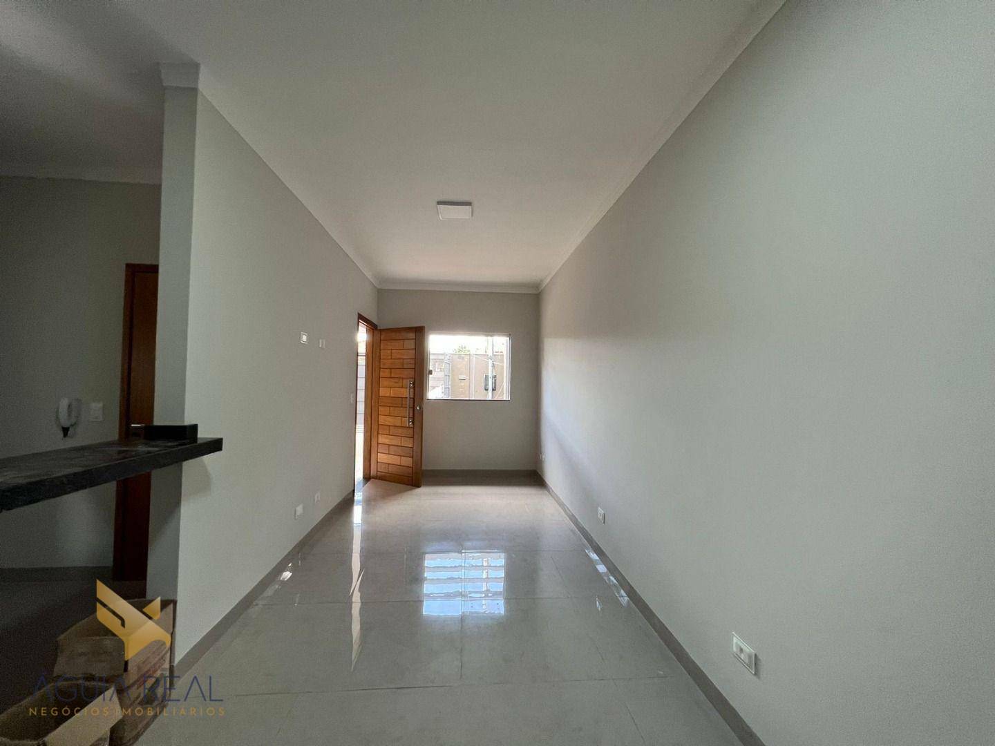 Casa à venda com 3 quartos, 91m² - Foto 2