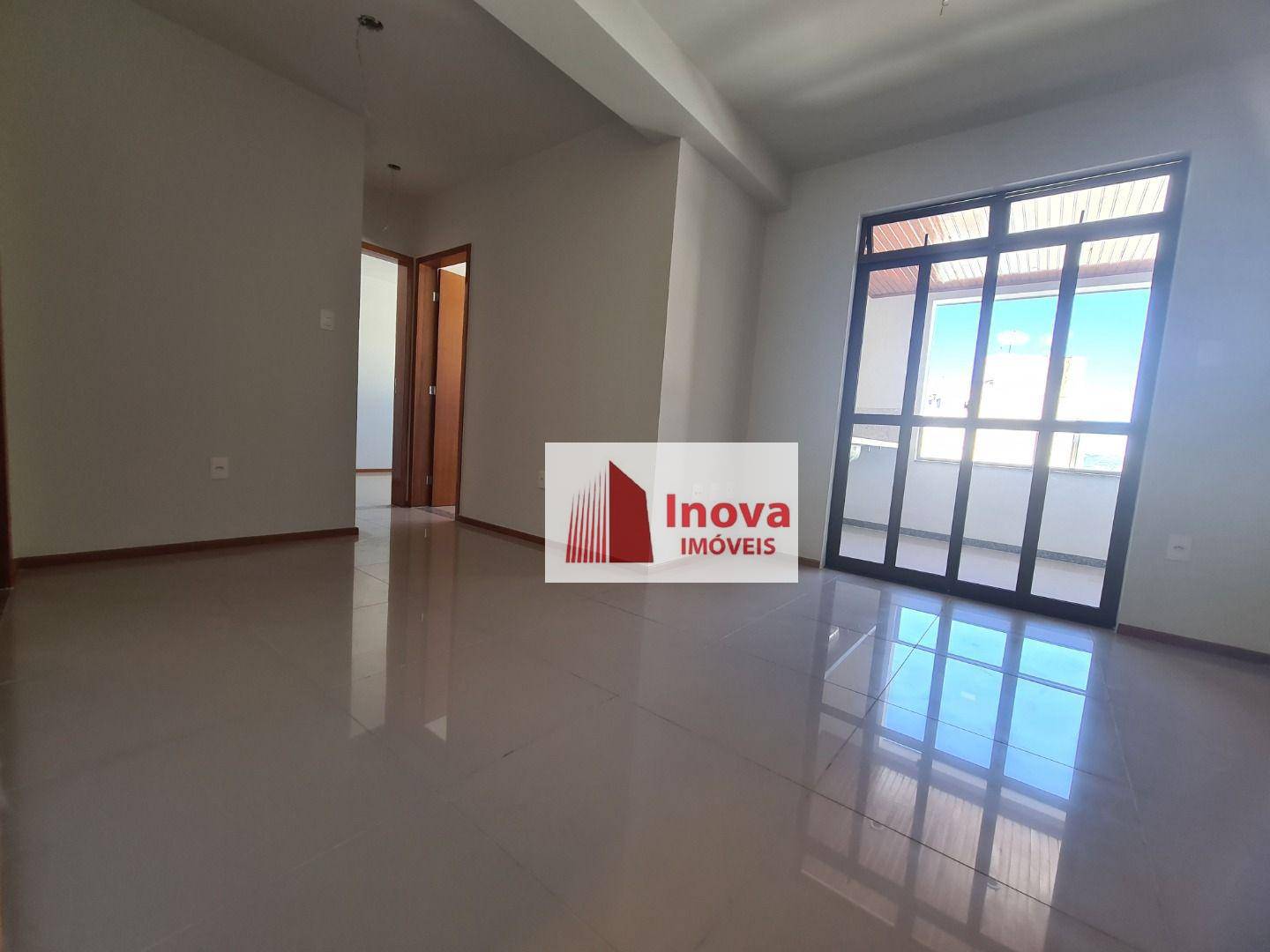 Apartamento à venda com 2 quartos, 82m² - Foto 5