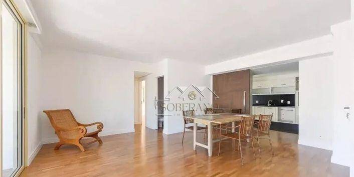 Apartamento à venda com 2 quartos, 110m² - Foto 5