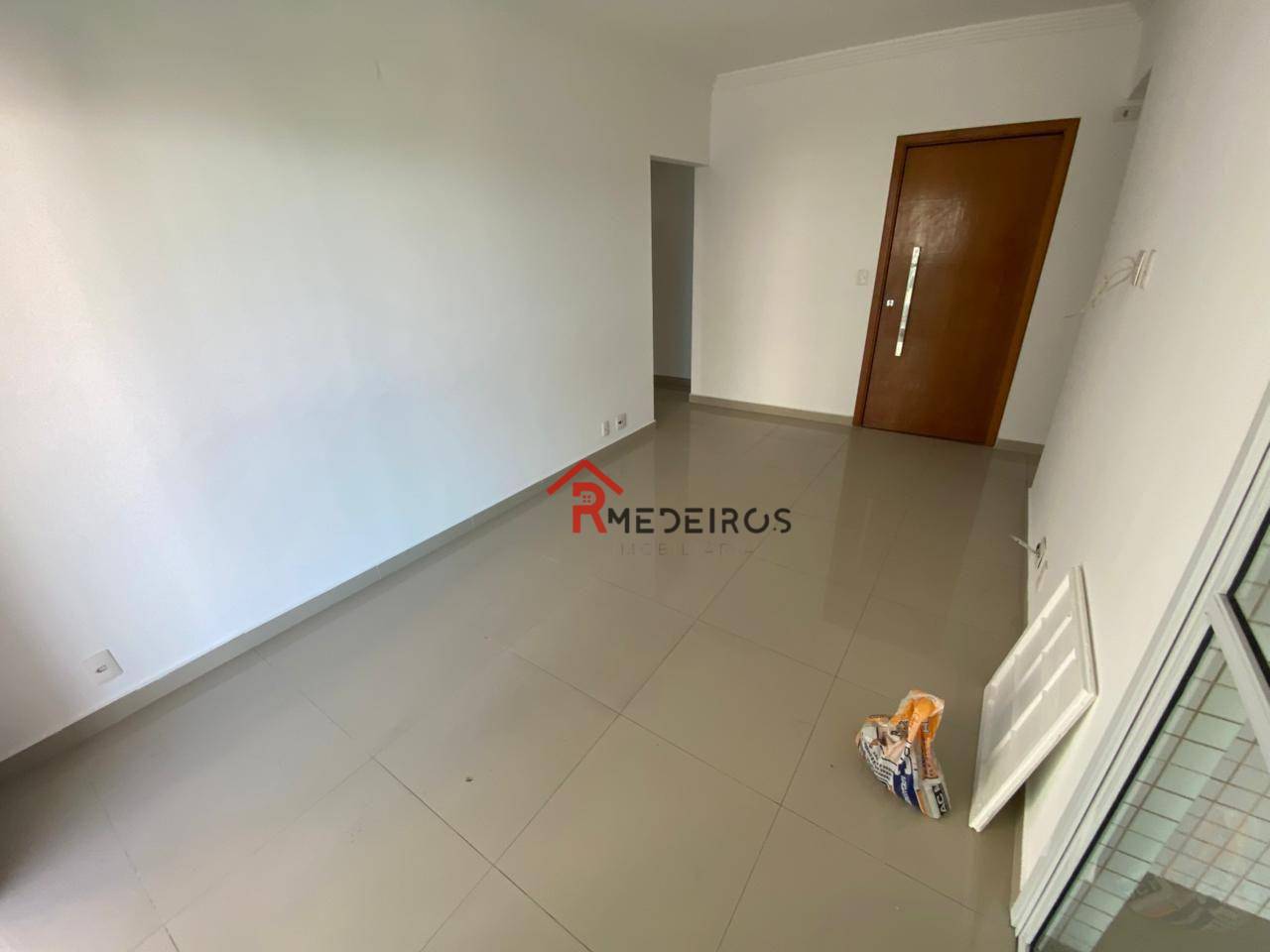 Apartamento para alugar com 2 quartos, 92m² - Foto 12