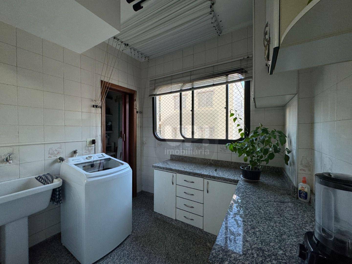 Apartamento à venda com 3 quartos, 115m² - Foto 13