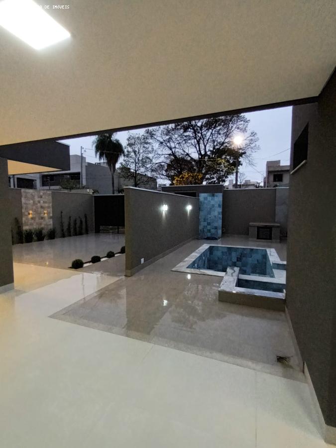 Casa à venda com 3 quartos, 360m² - Foto 15