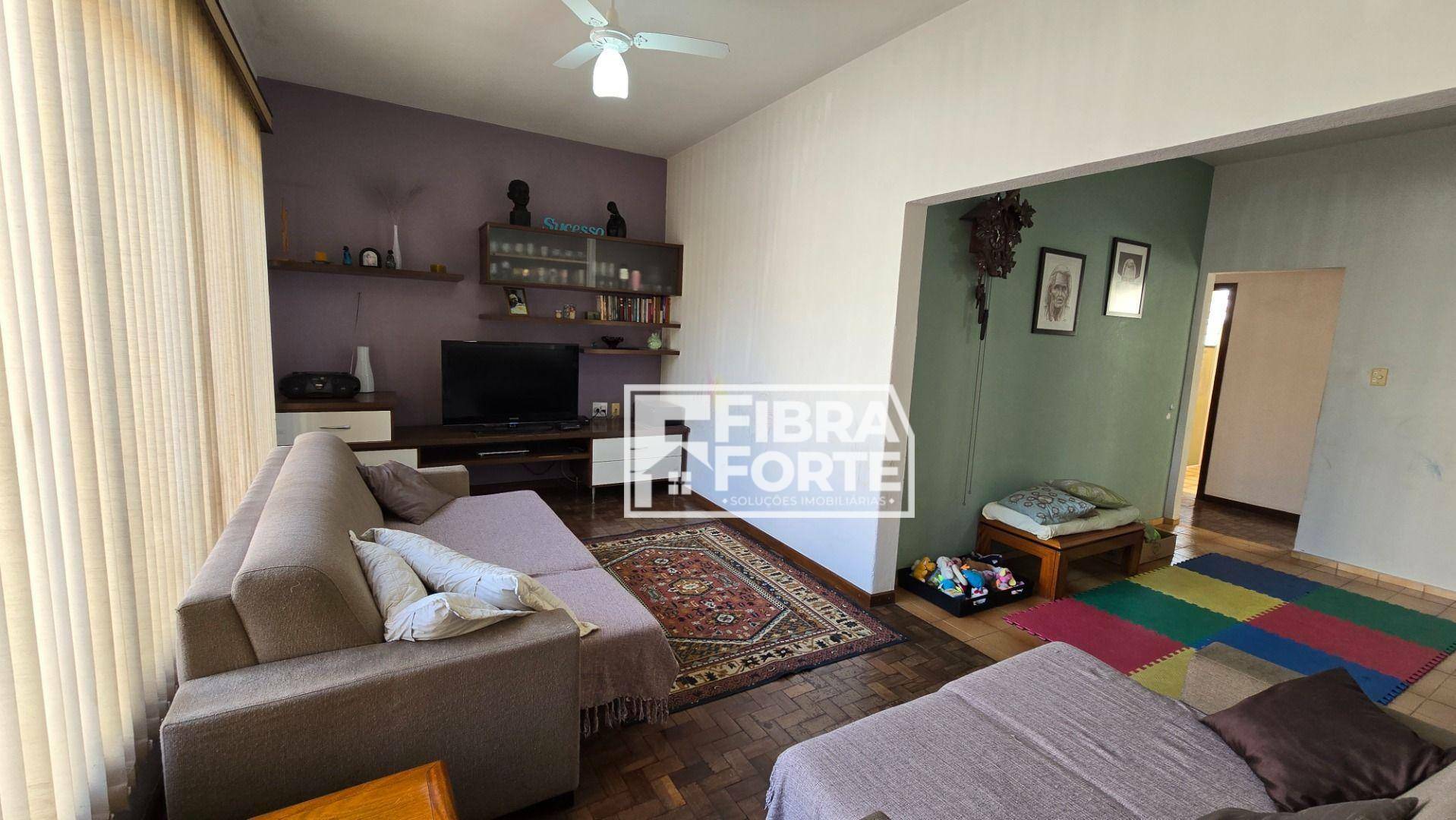 Casa à venda com 3 quartos, 150m² - Foto 3