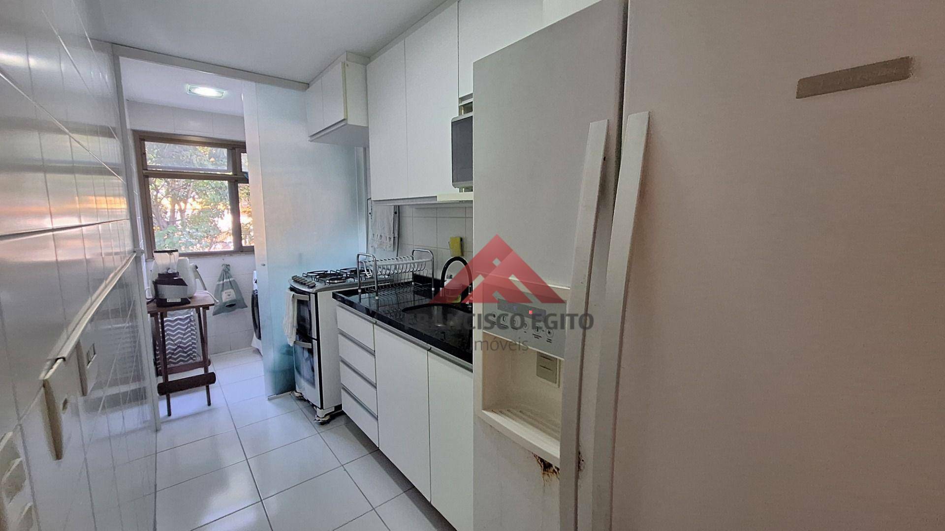 Apartamento à venda com 3 quartos, 77m² - Foto 19