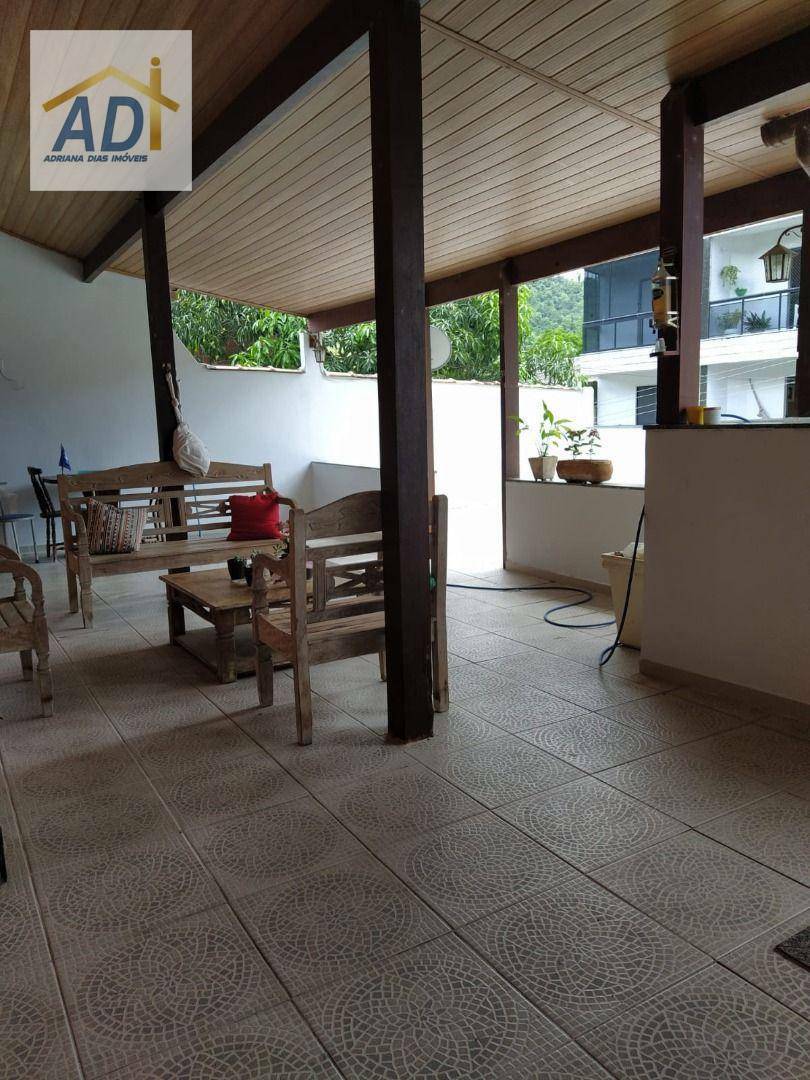Casa à venda e aluguel com 3 quartos, 160m² - Foto 1