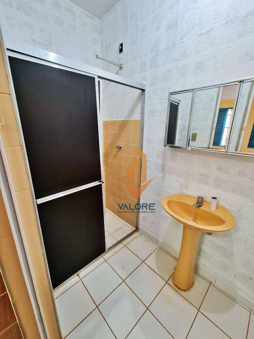 Casa de Condomínio à venda com 3 quartos, 392m² - Foto 33