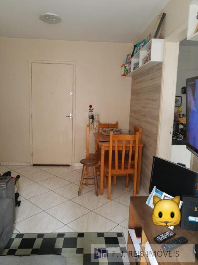 Apartamento à venda com 2 quartos, 62m² - Foto 7