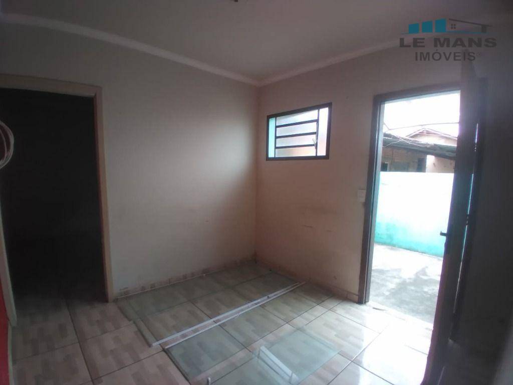 Casa à venda com 4 quartos, 144m² - Foto 10