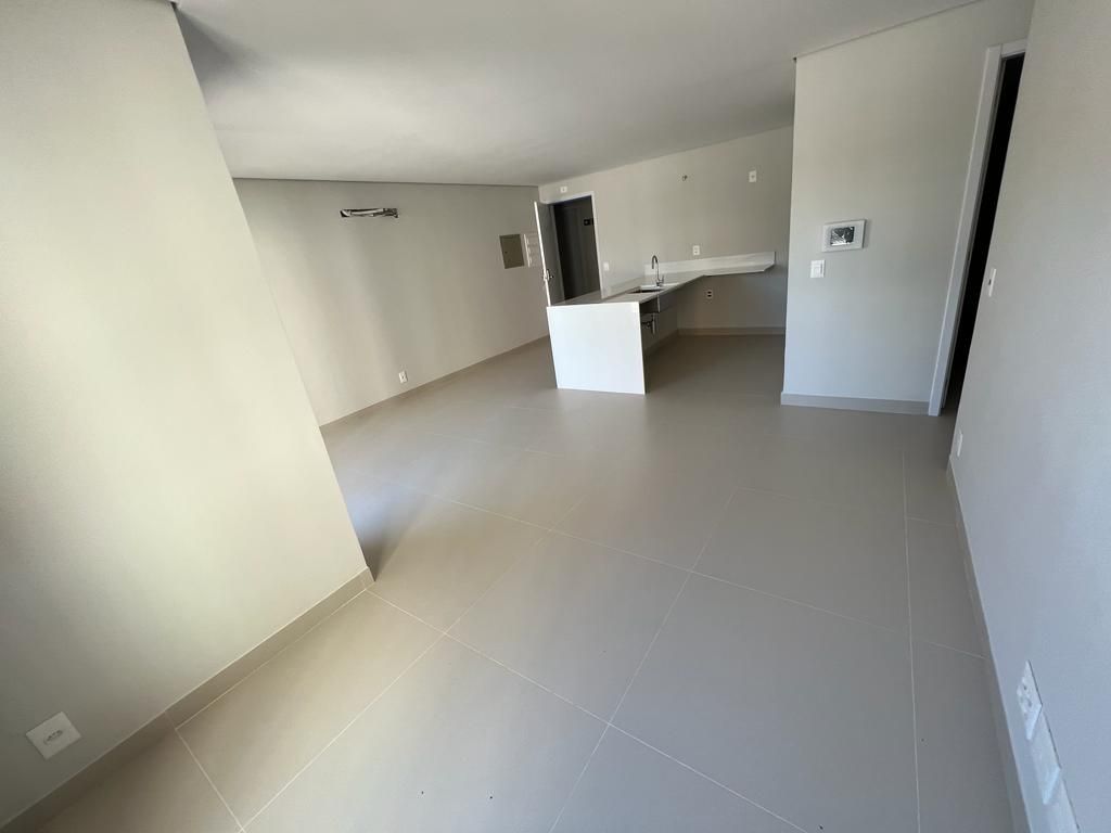 Apartamento à venda com 2 quartos, 62m² - Foto 5