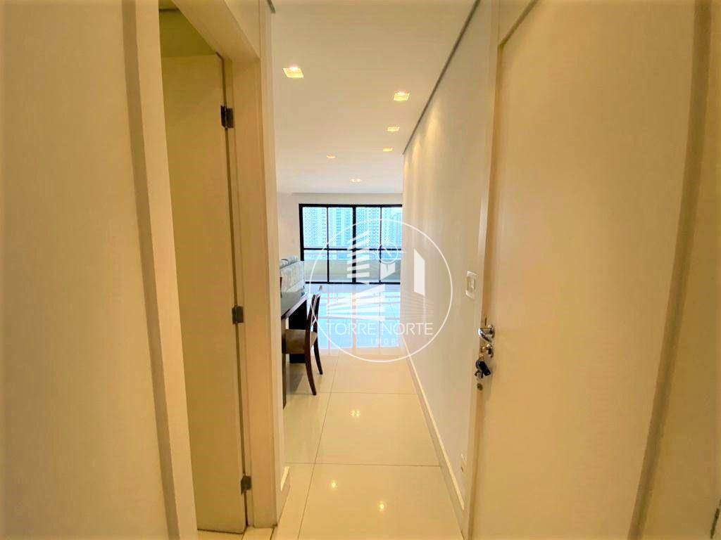 Apartamento à venda com 3 quartos, 128m² - Foto 17