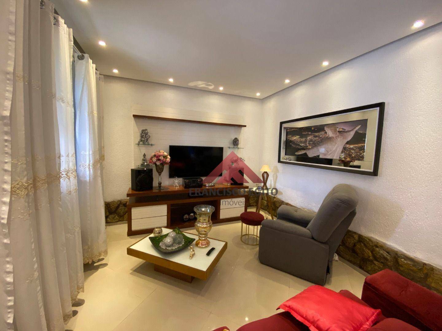 Casa à venda com 3 quartos, 143m² - Foto 11