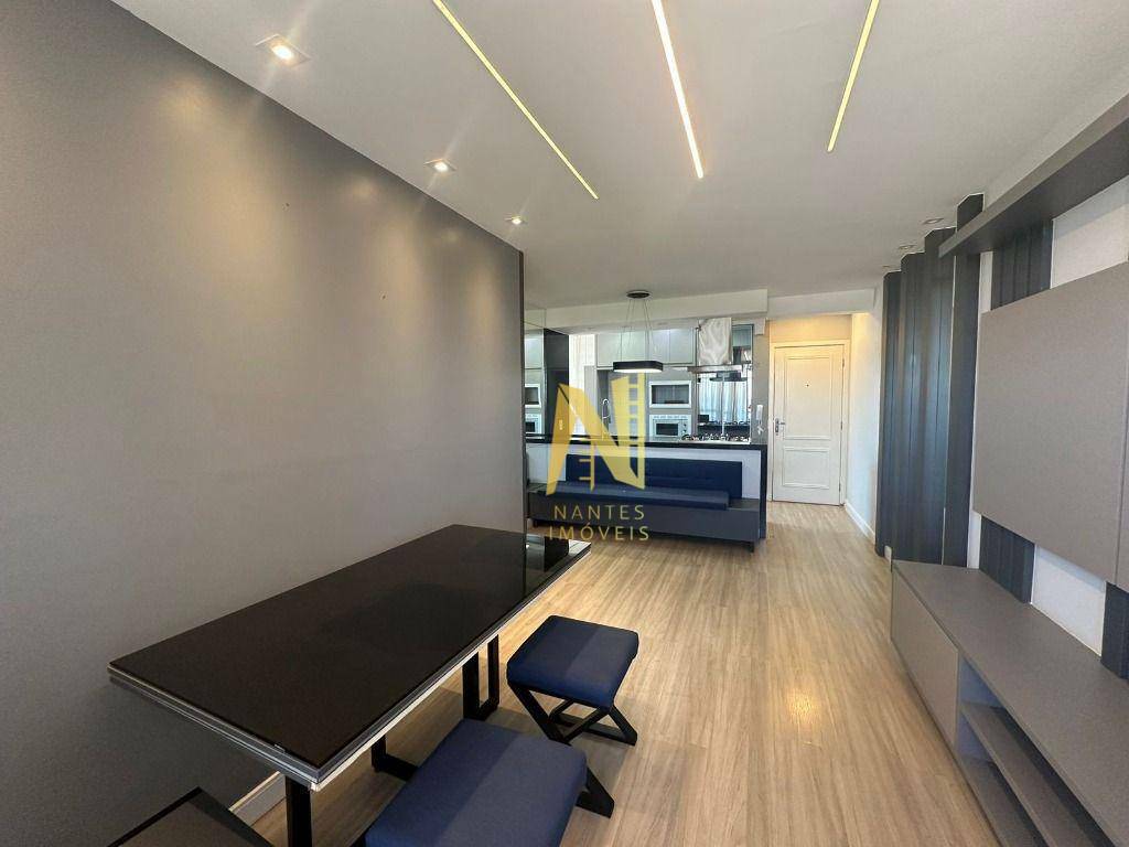 Apartamento à venda com 2 quartos, 64m² - Foto 1