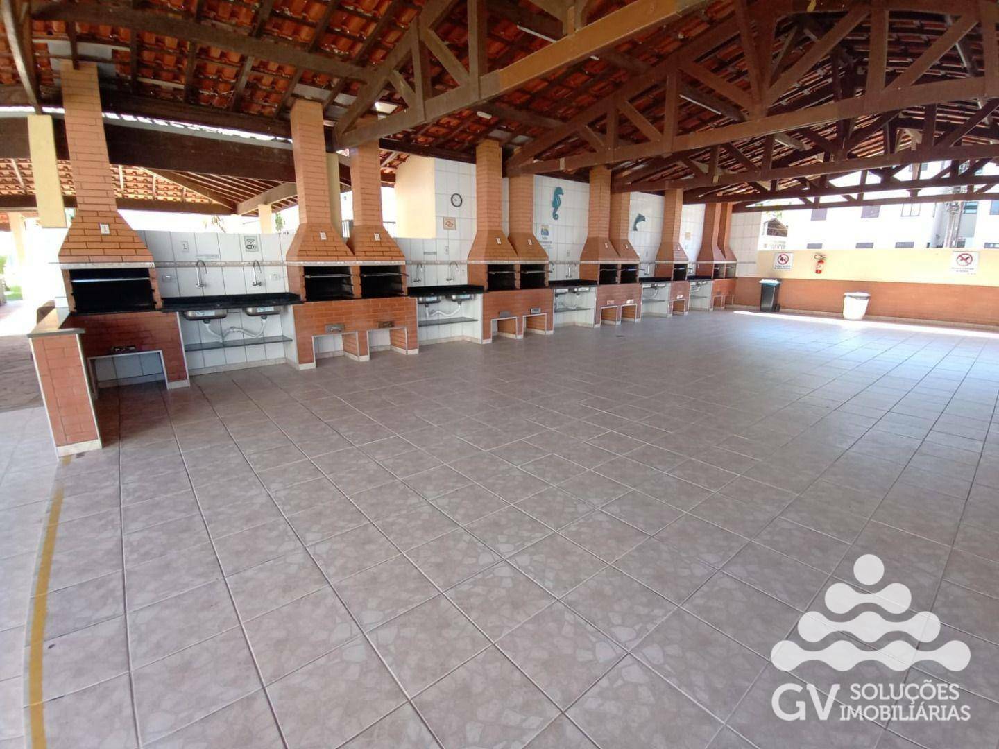 Apartamento à venda com 2 quartos, 64m² - Foto 4