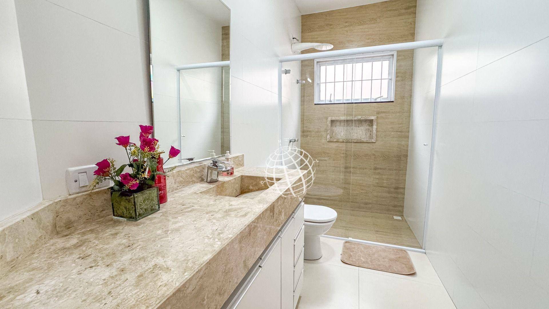Casa à venda com 5 quartos, 320m² - Foto 8