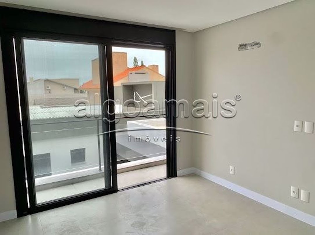 Casa à venda com 4 quartos, 260m² - Foto 18