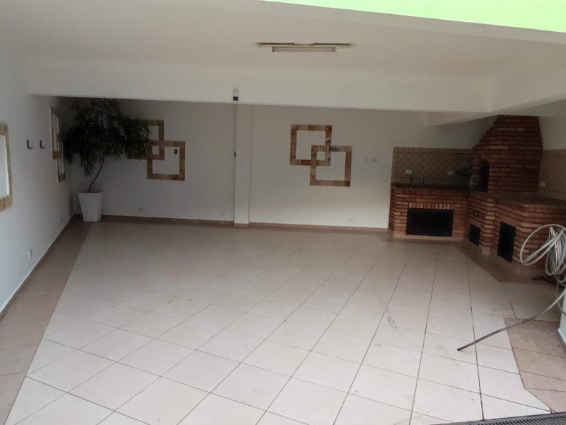 Sobrado à venda com 2 quartos, 130m² - Foto 2