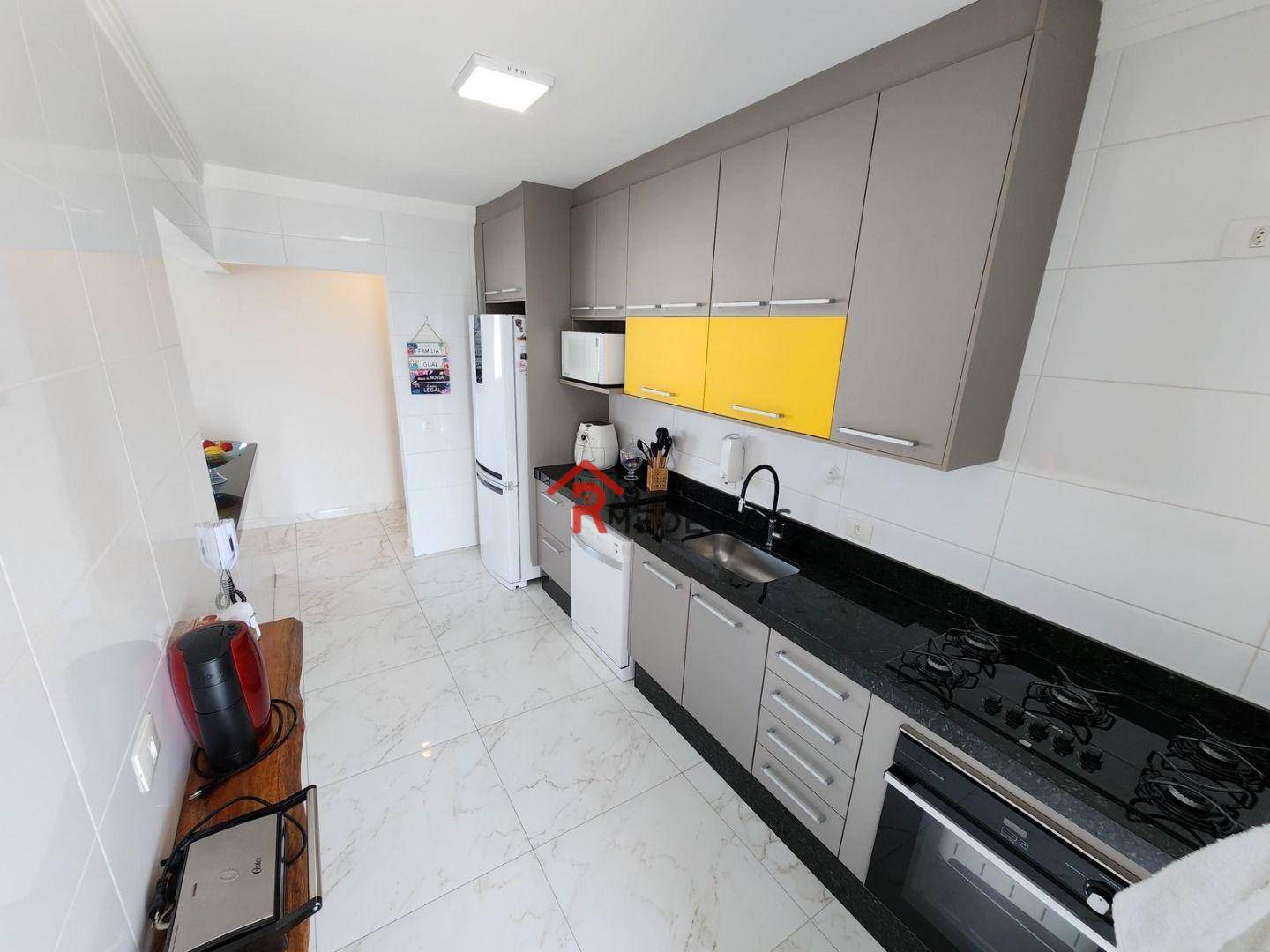 Apartamento à venda com 3 quartos, 110m² - Foto 14