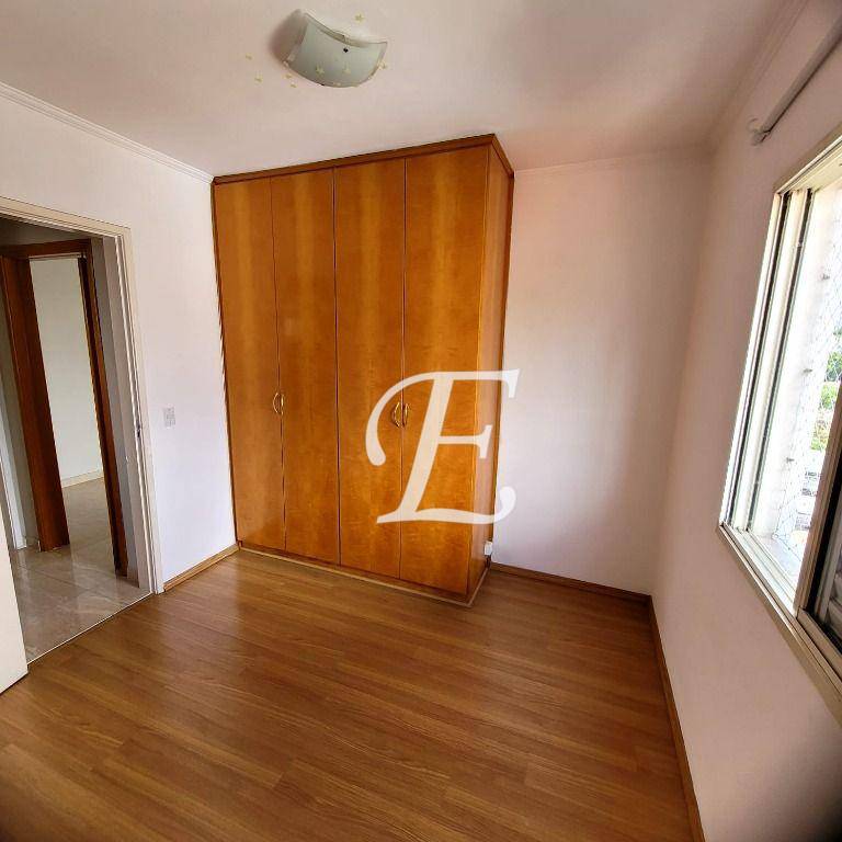 Apartamento à venda com 2 quartos, 62m² - Foto 11