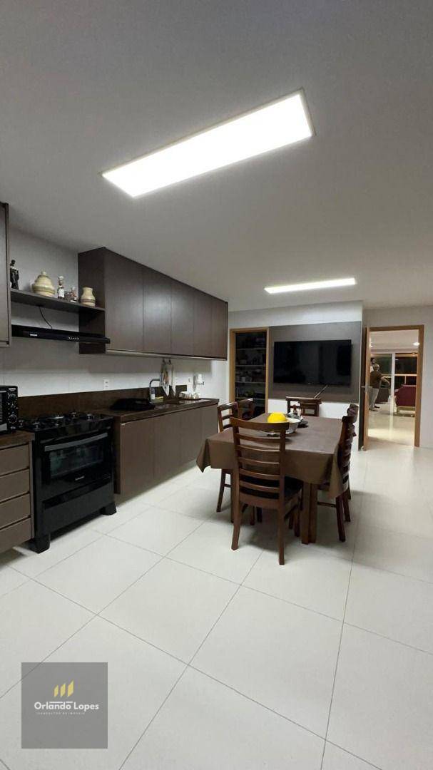 Apartamento à venda com 4 quartos, 258m² - Foto 13