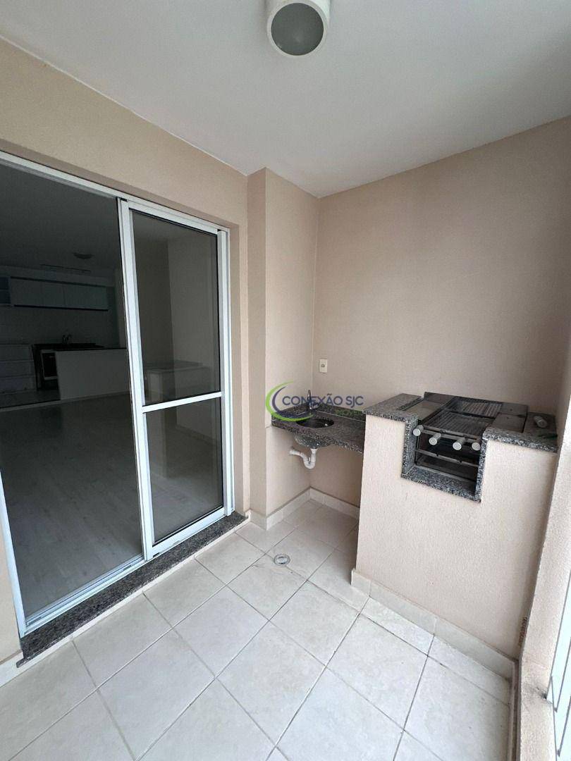 Apartamento à venda com 3 quartos, 73m² - Foto 3